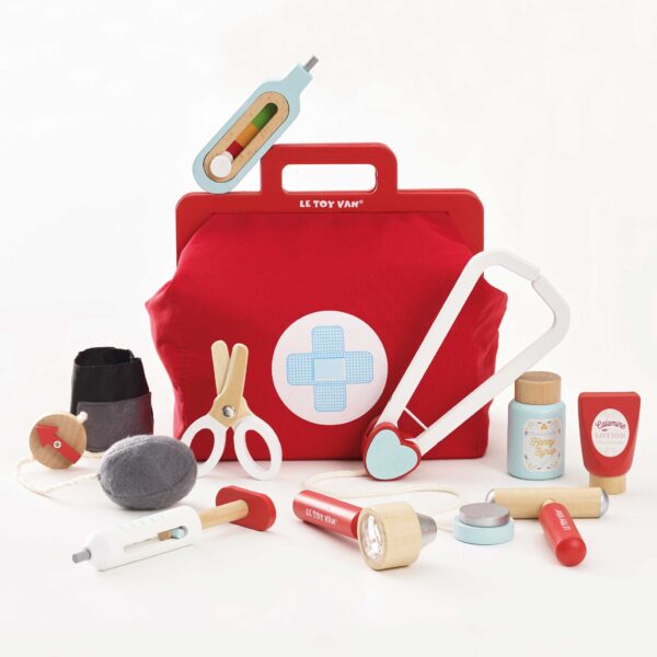 Le Toy Van Vintage Doctor Roleplay Wooden Kit