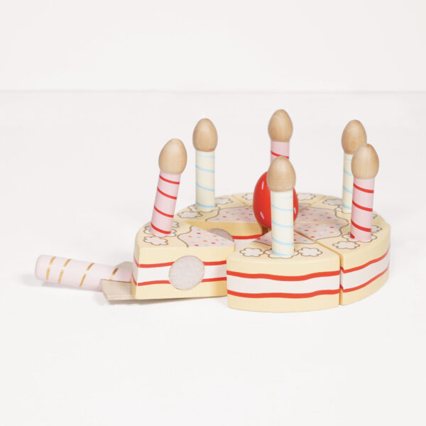 Le Toy Van Sliceable Birthday Cake & Candles - Image 5